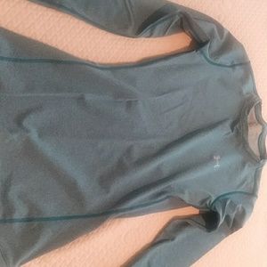 Long sleeve workout shirt